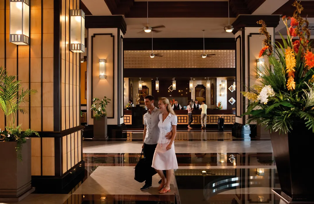 Hotel Riu Emerald Bay-1